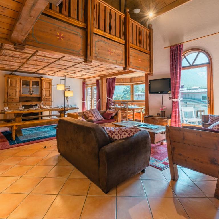 Le Cristal MB13 Mountain View, Pool, Parking & Free WiFi - Happy Rentals - Deluxe Apartment - 4