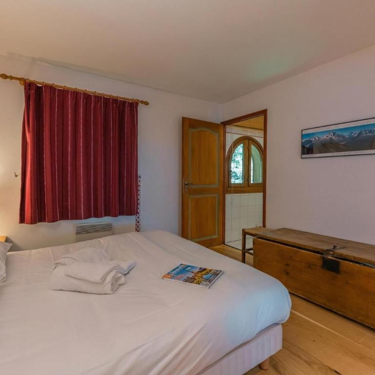 Le Cristal MB13 Mountain View, Pool, Parking & Free WiFi - Happy Rentals - Deluxe Apartment - 26