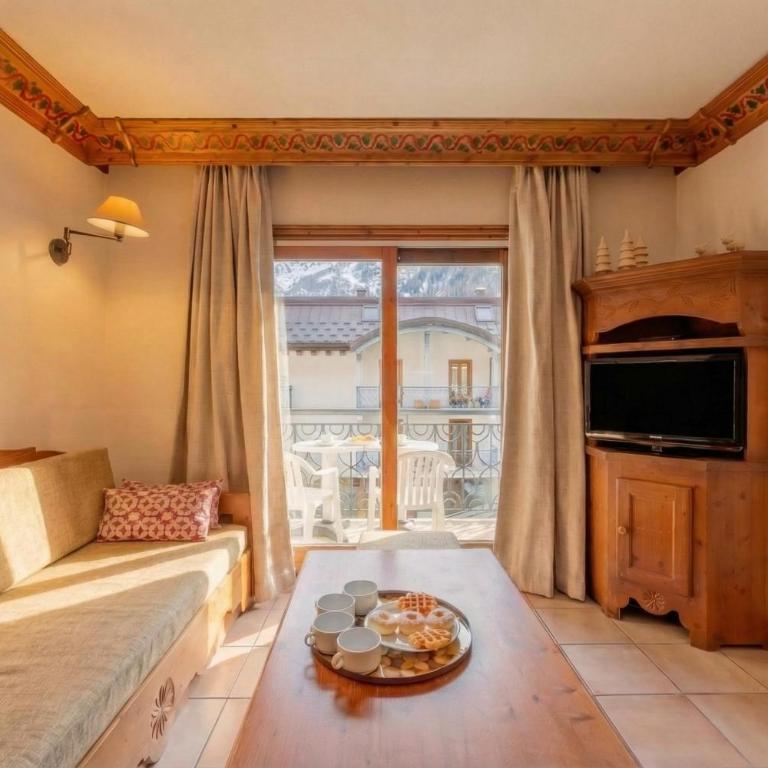 Le Cristal GM9 Mountain View, Pool, Parking & Free WiFi - Happy Rentals - Appartement avec Balcon - 7