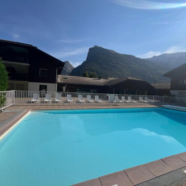 Studio confortable dans résidence avec piscine - One-Bedroom Apartment - 38