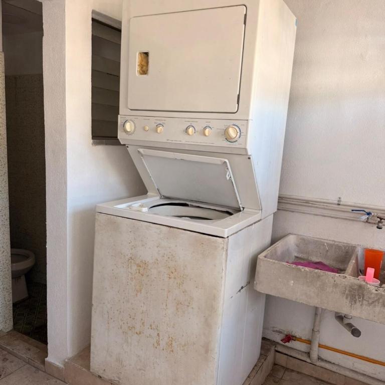 Apartment with parking and BEACH 2 nights minimum - Apartment mit 3 Schlafzimmern - 24