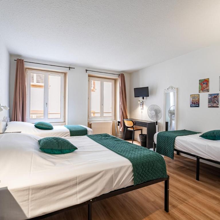 EtC...Hôtel - Strasbourg Hyper Centre - Chambre Quadruple - 1