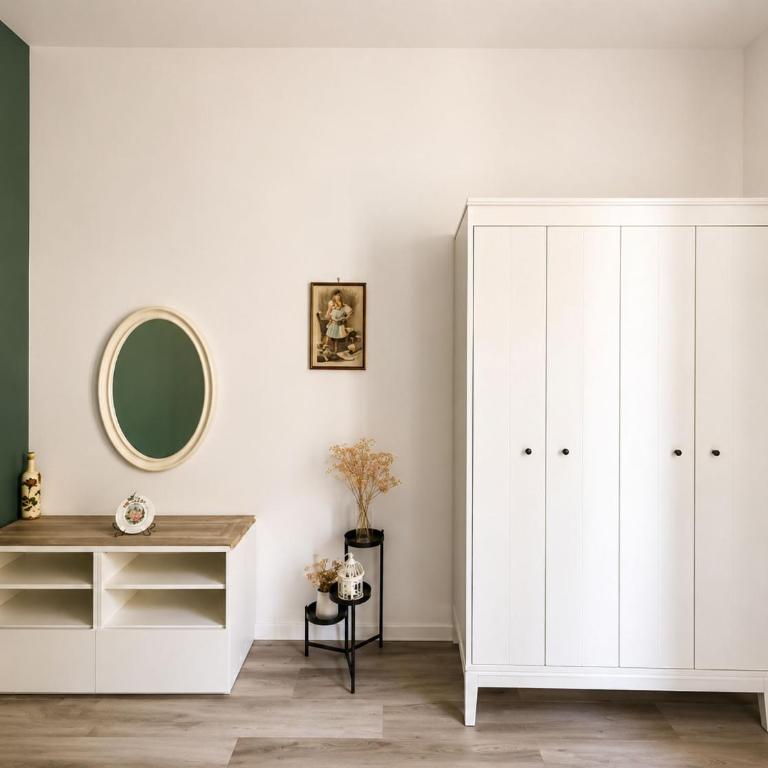 Natures Retreat - Private Room - Near Florence Center - Double or Twin Room - 4