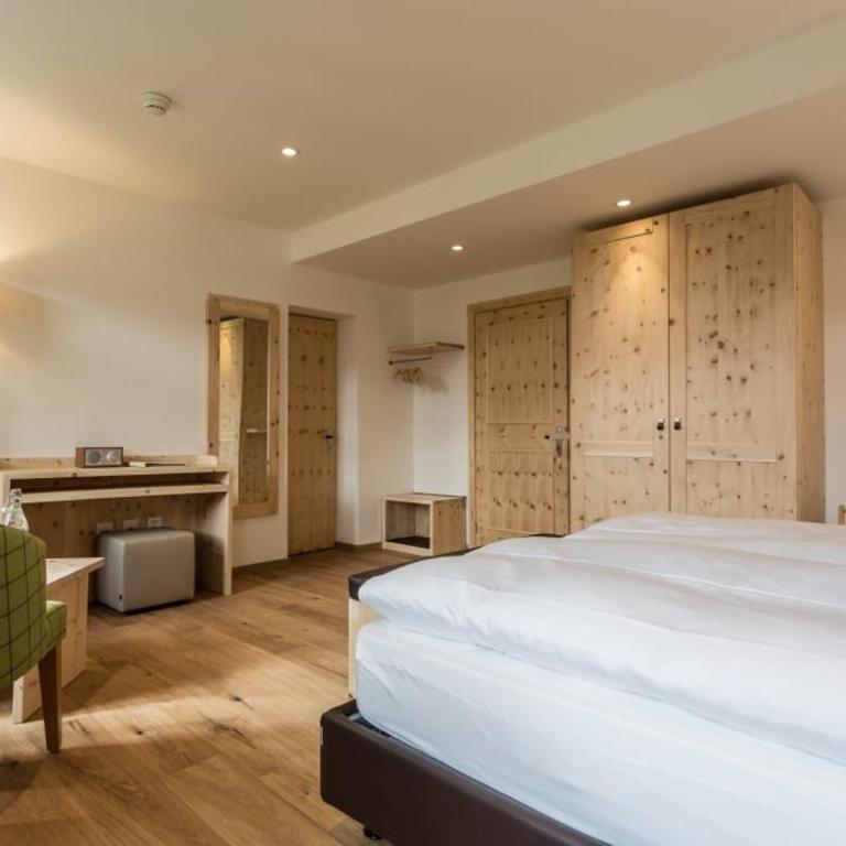 Meisser Hotel "superior" - Doppelzimmer mit Bergblick - 4