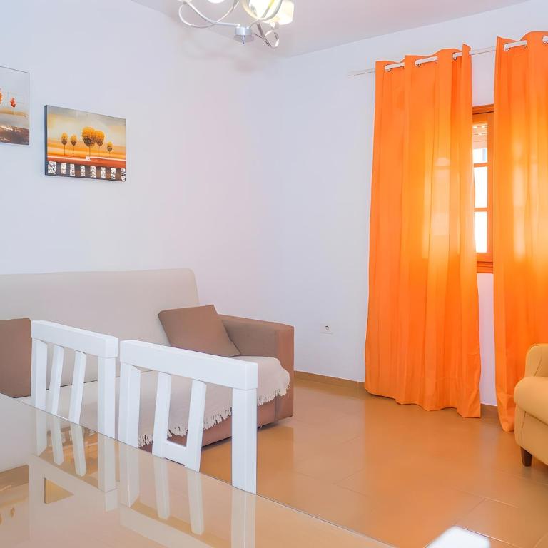 Exclusivo Apartamento con Balcones Aire acondicionado Garaje Wifi solo se aceptan familias y parejas - Appartement - 5