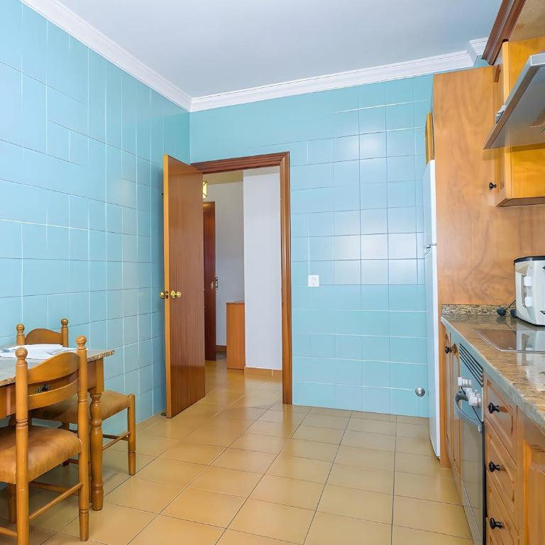Exclusivo Apartamento con Balcones Aire acondicionado Garaje Wifi solo se aceptan familias y parejas - Appartement - 6