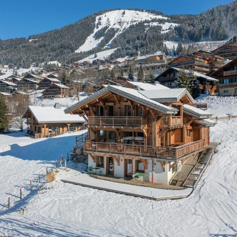 Chalet Q - OVO Network - Chalet - 1