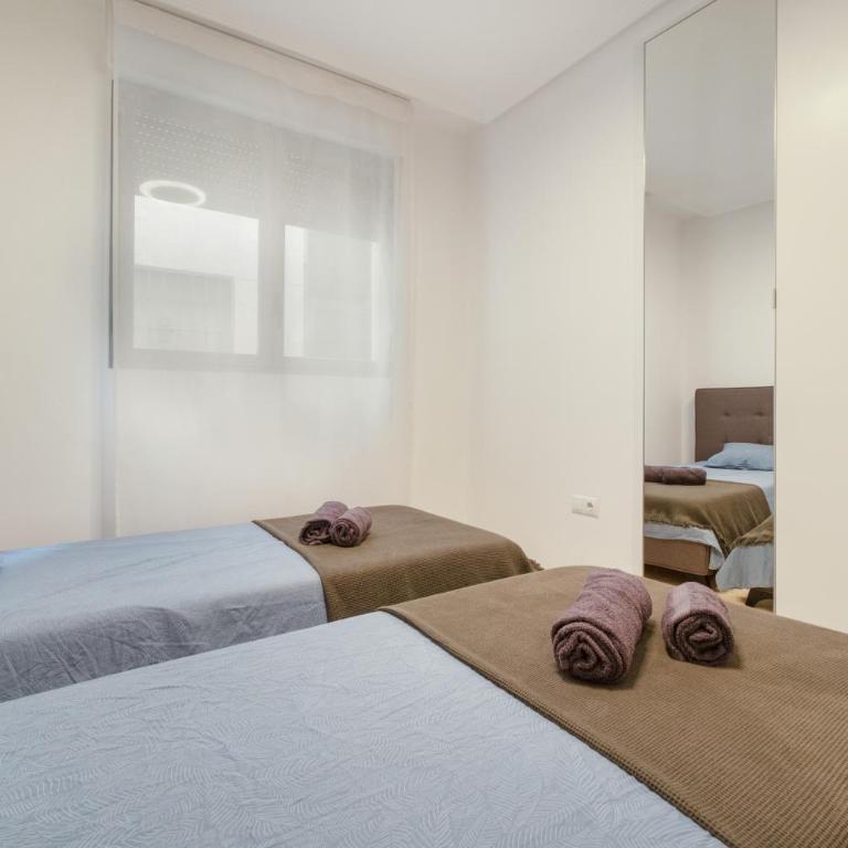 Sea Side Purísima - Three-Bedroom Apartment with Water View - 8