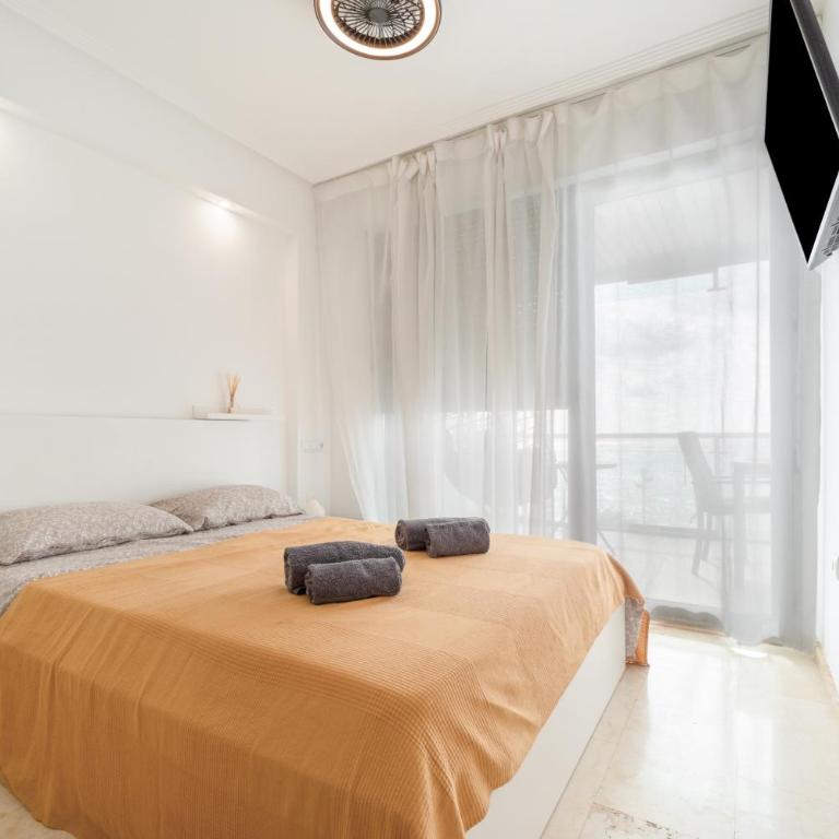 Sea Side Purísima - Three-Bedroom Apartment with Water View - 10