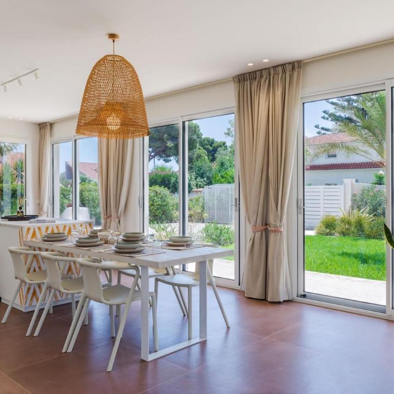 Villa with Private Saltwater Pool Near The Beach - Three-Bedroom Villa - 57