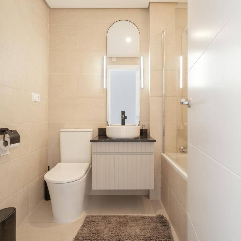 Sea Side Purísima - Three-Bedroom Apartment with Water View - 16