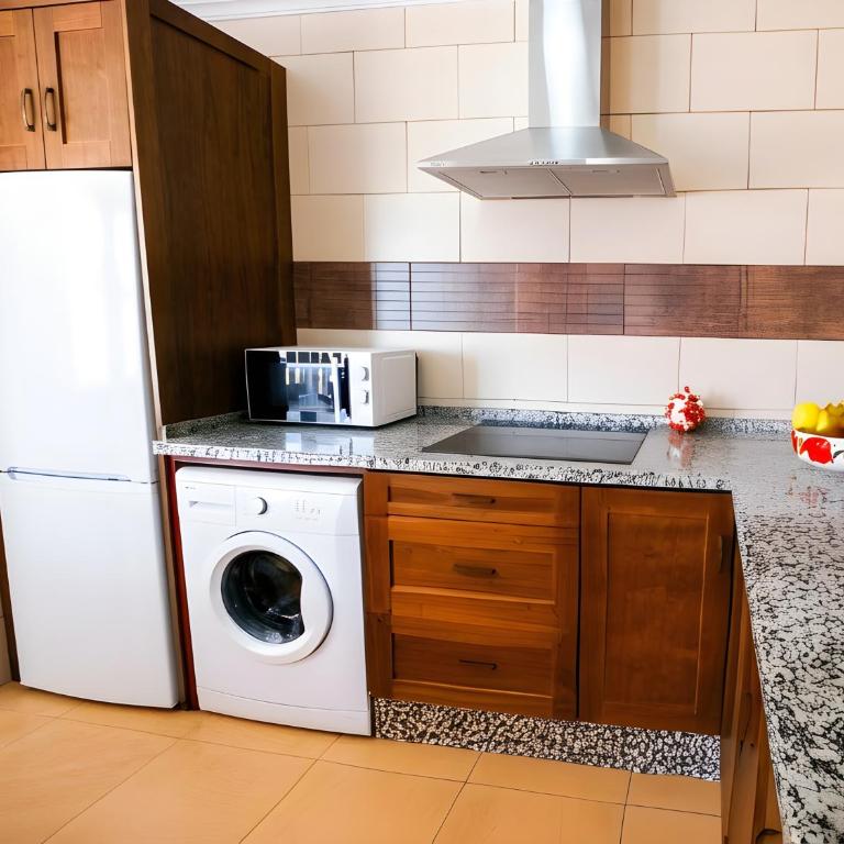Precioso apartamento con piscina compartida garaje gratis y terraza privada - Appartamento - 12