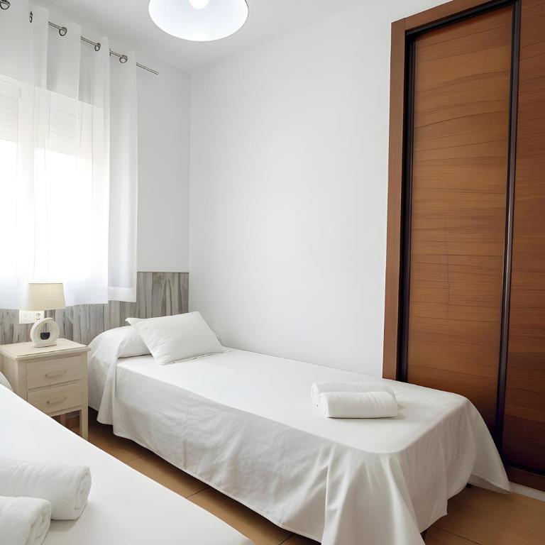 Precioso apartamento con piscina compartida garaje gratis y terraza privada - Appartamento - 16