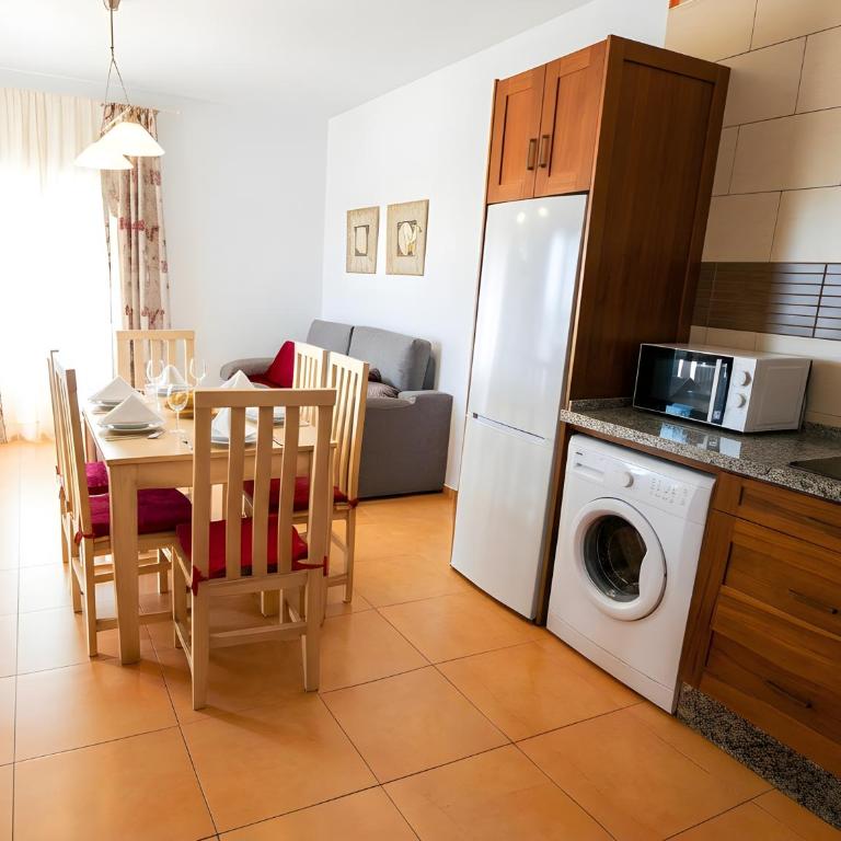 Precioso apartamento con piscina compartida garaje gratis y terraza privada - Appartamento - 21