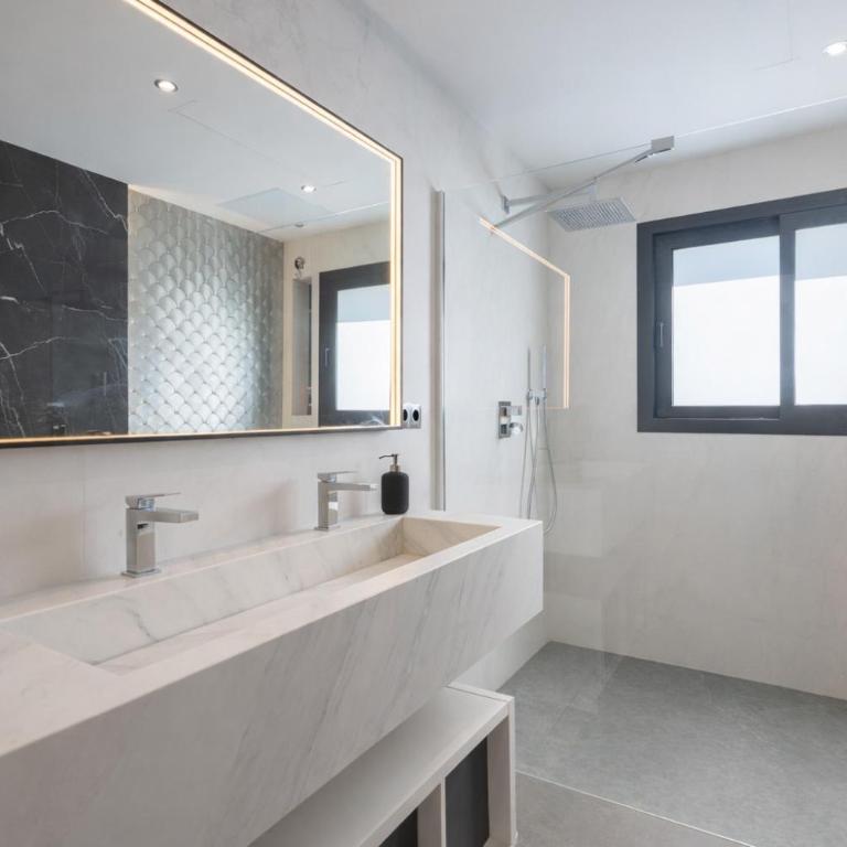 Villa Karma -Elegant Villa with Pool, Garden & Mul - Villa - 22