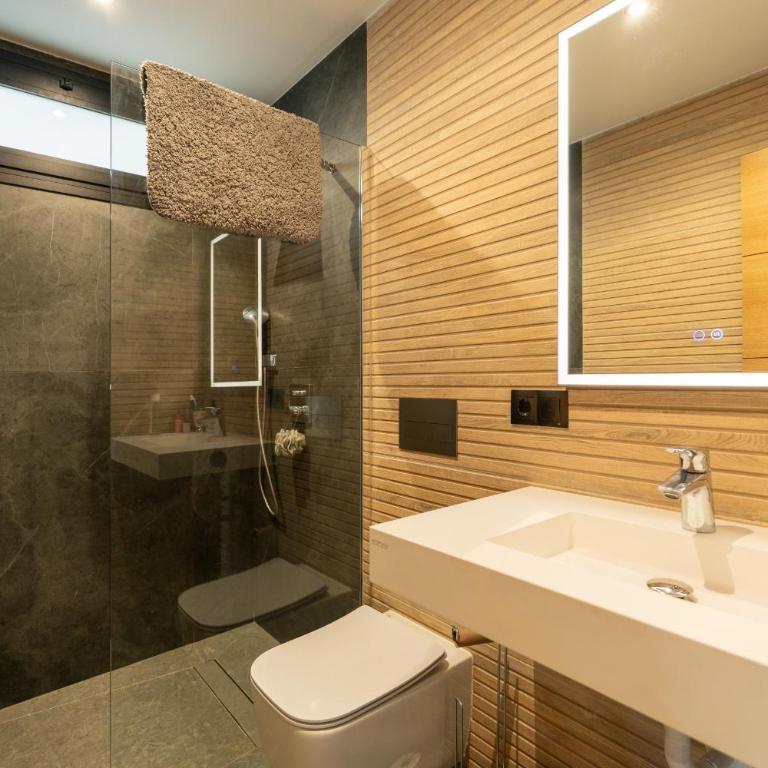 Villa Karma -Elegant Villa with Pool, Garden & Mul - Villa - 38