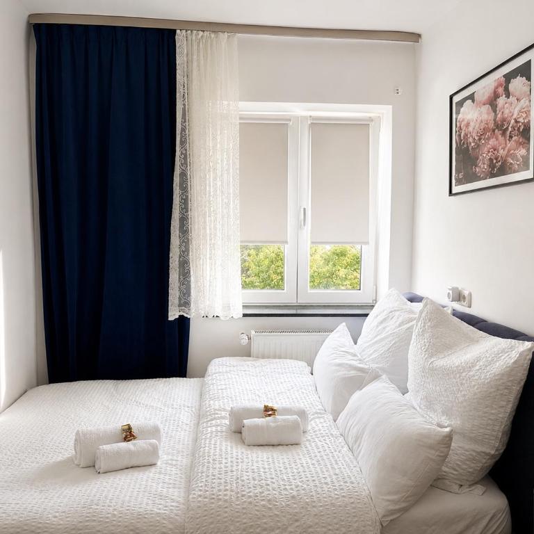 KATIES Apartments Augsburg I Zentral I 4 Zimmer I 7 Personen I 2x Parken I Nintendo Switch I DisneyPlus I E-Kamin - Appartamento con 3 Camere da Letto - 19