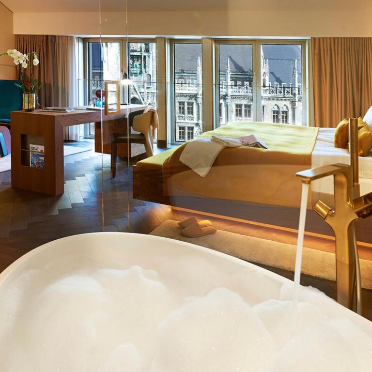 BEYOND by Geisel - Junior Suite mit Blick auf den Marienplatz - 9