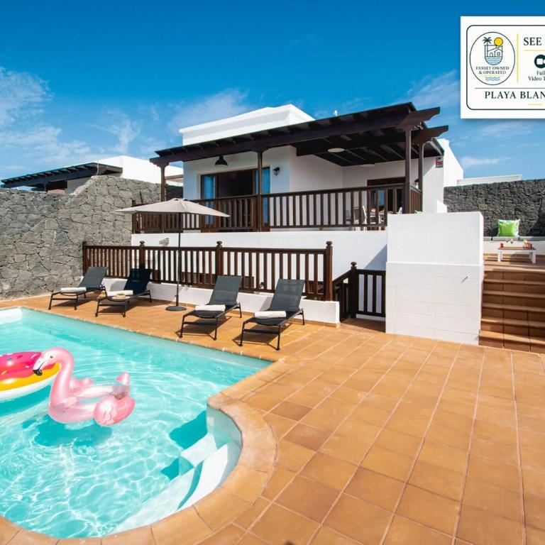 Stylish 6 Bedroom Villa Princesa - Hot Tub - Heated Pool - Near Beach & Waterparks - Villa - 3