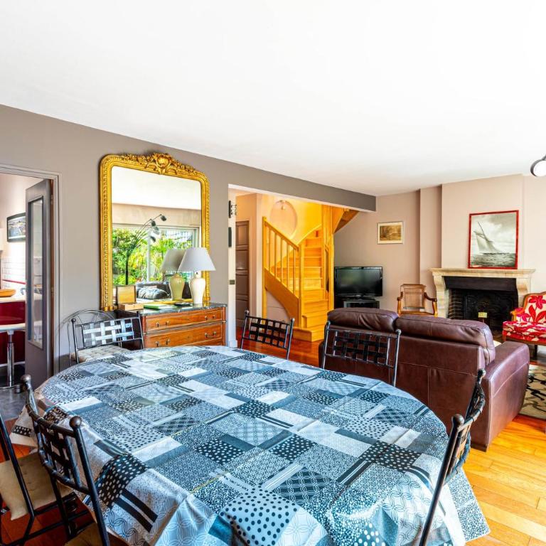 GuestReady - Spacious stay with terrace and views - Maison 4 Chambres - 5