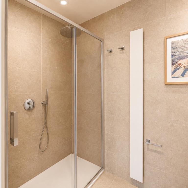 Easylife-Genova-Waterfront Suite-Luxury Design - Apartment - 19