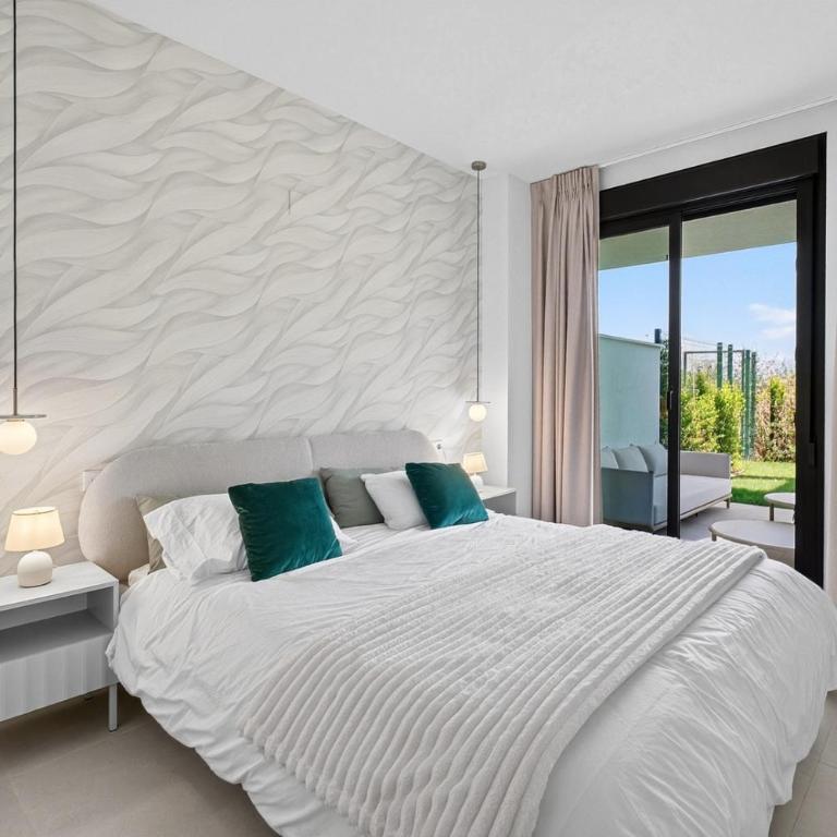 Bahia Golf Retreat Garden Pool & Gym La Cala - Apartamento Deluxe de 2 dormitorios con vistas al jardín - 11