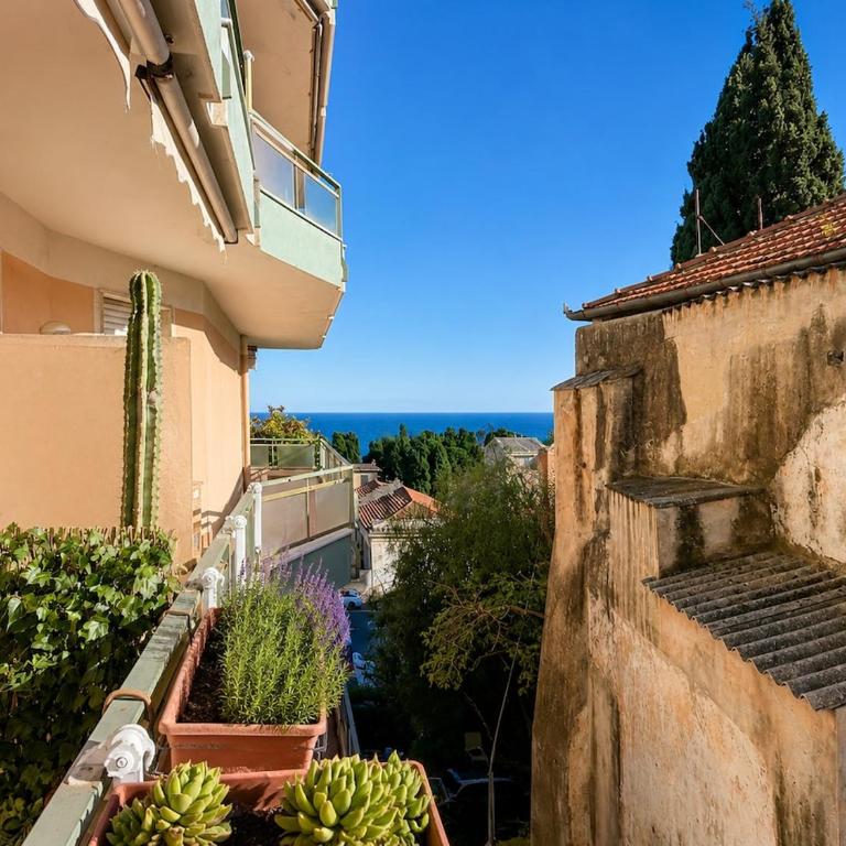 A pochi passi dal mare, completamente ristrutturato e con Aria condizionata - Apartment mit 1 Schlafzimmer und Balkon - 6