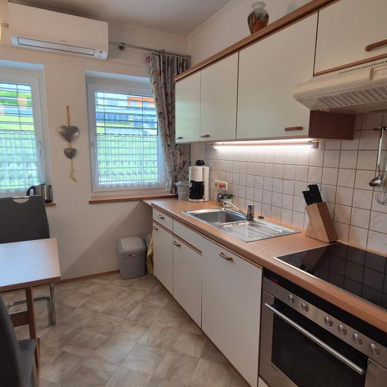 Ferienwohnungen Oranhof - Comfort Apartment mit 1 Schlafzimmer und Balkon – Ossiacher See - 2