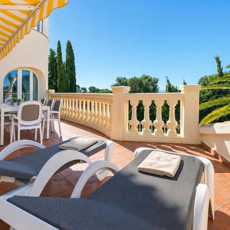 Villa Hermosa by Aguilarent - Villa - 38