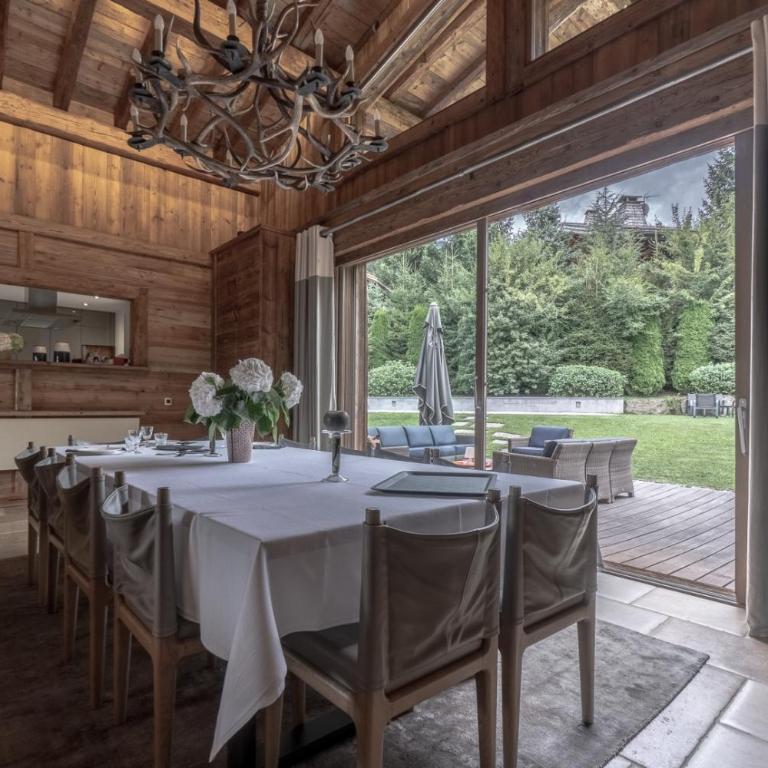 Nice chalet balcony view all within walking distance - Maison de Vacances - 21