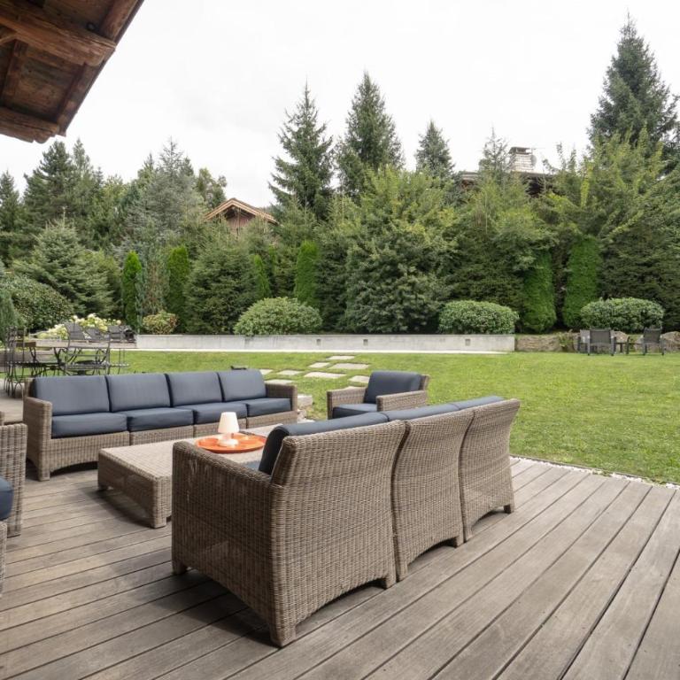 Nice chalet balcony view all within walking distance - Maison de Vacances - 25