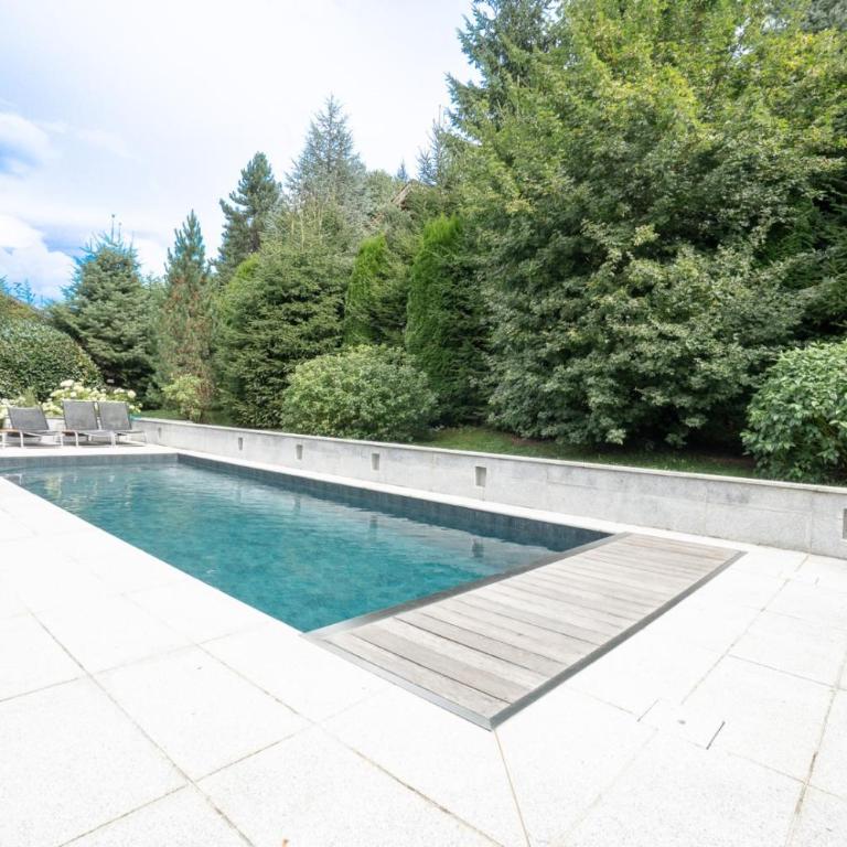 Nice chalet balcony view all within walking distance - Maison de Vacances - 28