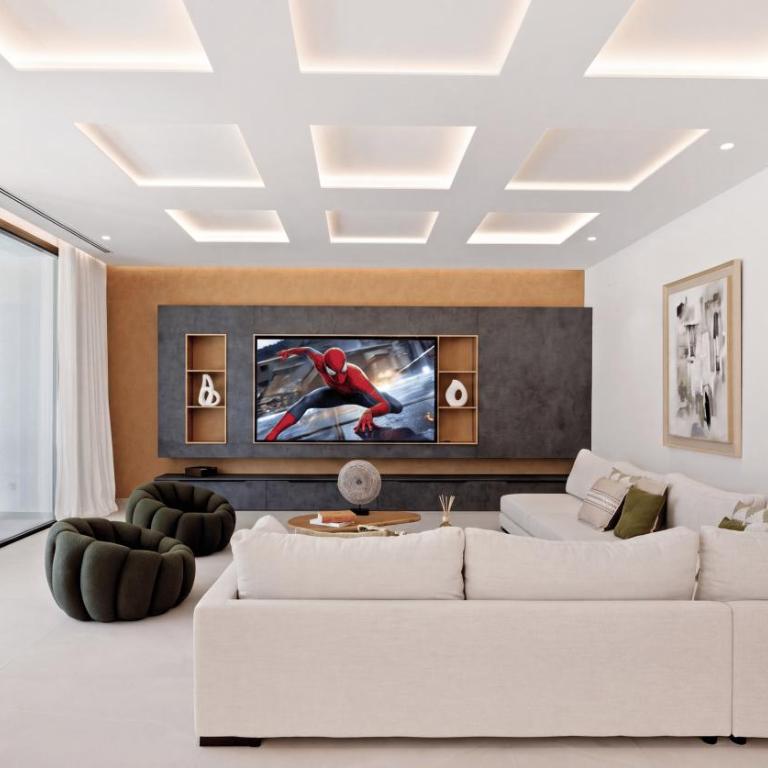 VACATION MARBELLA I Villa Confort, Private Heated Pool, Rooftop Jacuzzi, Gym, 5min Drive to the Beach, BBQ, 7 BDRS, Luxury Villa - Villa Superior - 46