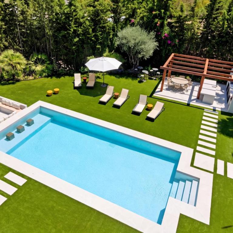 VACATION MARBELLA I Villa Confort, Private Heated Pool, Rooftop Jacuzzi, Gym, 5min Drive to the Beach, BBQ, 7 BDRS, Luxury Villa - Villa Superior - 63