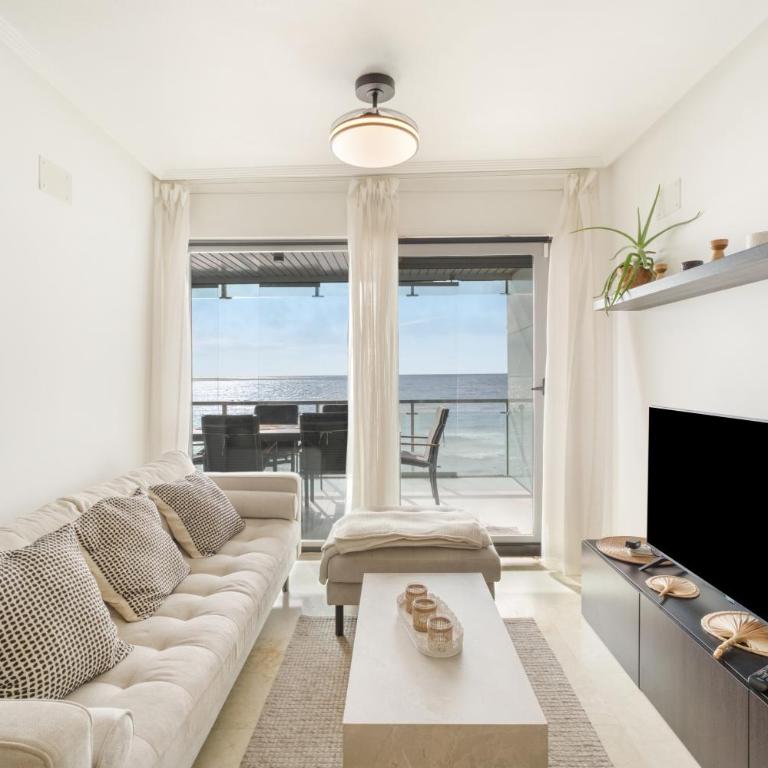 Sea Side Purísima - Three-Bedroom Apartment with Water View - 31