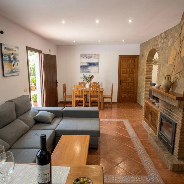 Villa Antonio, Private Pool,A C, Parking, BBQ - Casa de 3 dormitorios - 11
