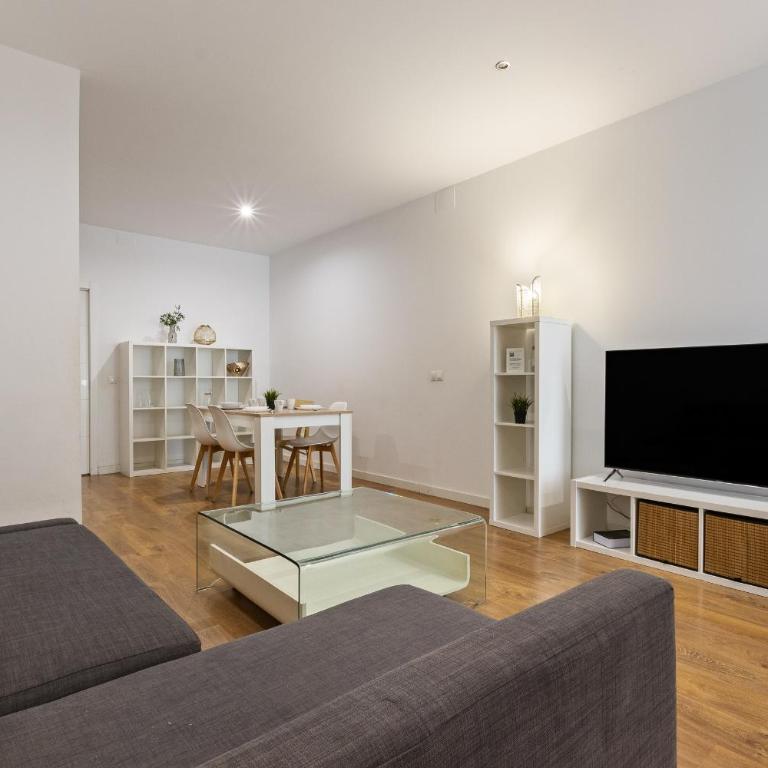 1 Eurosol Garden By IVI Real Estate - Appartamento con 1 Camera da Letto - 1
