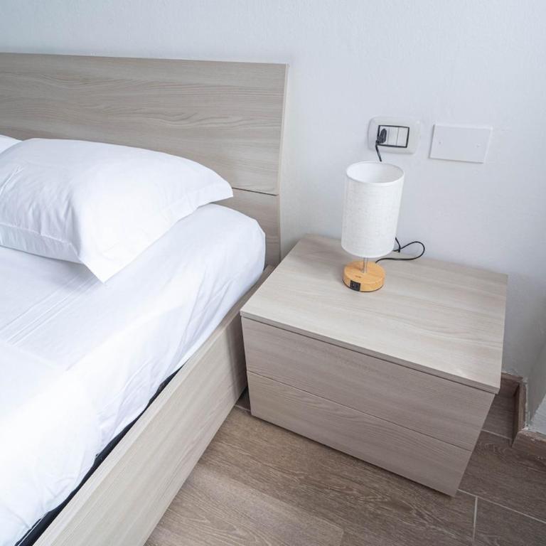 DaLino, M5 Metro Ippodromo 4 min, San Siro, 20 min to the Duomo - One-Bedroom Apartment - 11