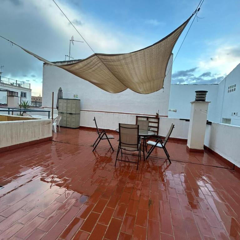 Centro ciudad con terraza grande by Sunny Residences - Apartment - 6