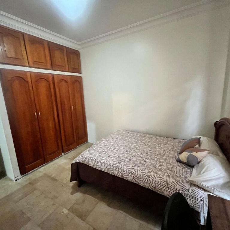 Spacious Private Apartment 2 Bedrooms Full PB Laundry Patio - Apartamento de 2 dormitorios - 7