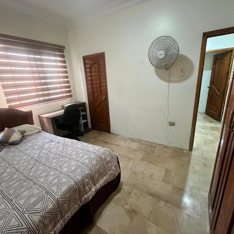 Spacious Private Apartment 2 Bedrooms Full PB Laundry Patio - Apartamento de 2 dormitorios - 8