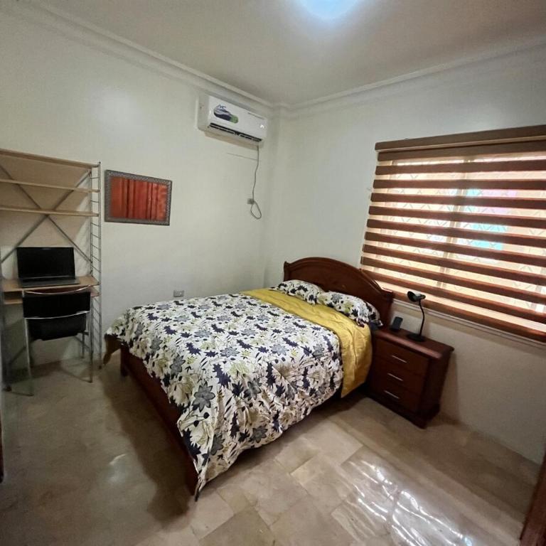 Spacious Private Apartment 2 Bedrooms Full PB Laundry Patio - Apartamento de 2 dormitorios - 17