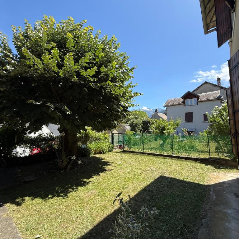 La maison de Luchon, jardin parking et proche du centre - Maison 2 Chambres - 5