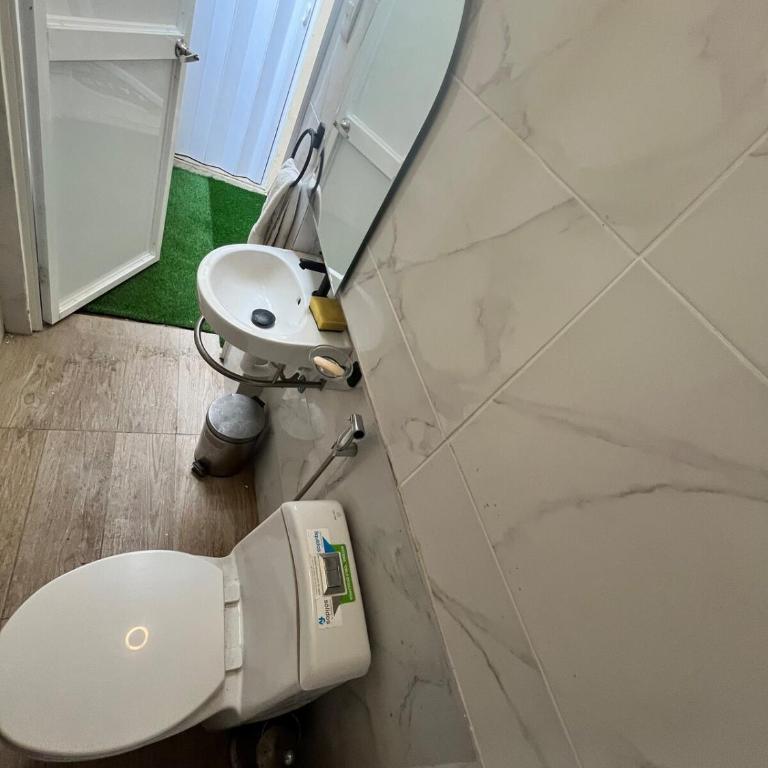 Spacious Private Apartment 2 Bedrooms Full PB Laundry Patio - Apartamento de 2 dormitorios - 44