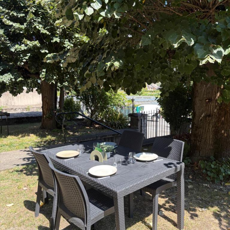 La maison de Luchon, jardin parking et proche du centre - Maison 2 Chambres - 7