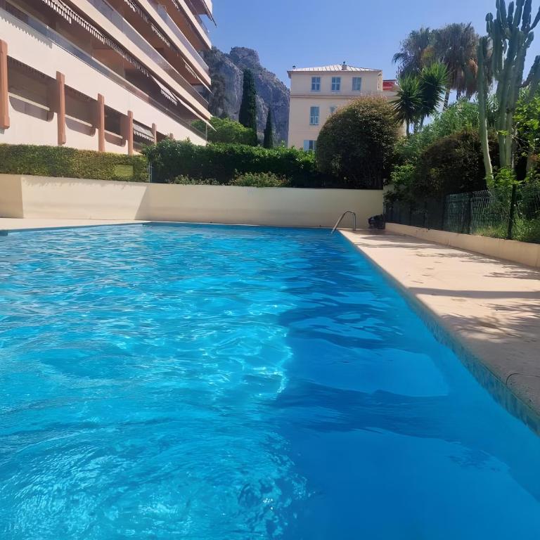 Appart - Piscine et vue sur le port - Maison 2 Chambres - 2