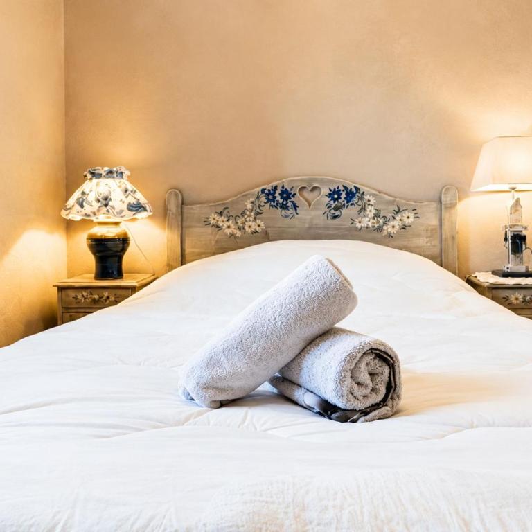 T2 5min Centre - Parking privé - Les Roches Fleuries - Megève - Two-Bedroom Apartment - 16