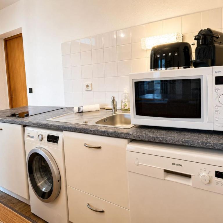 T2 5min Centre - Parking privé - Les Roches Fleuries - Megève - Two-Bedroom Apartment - 18
