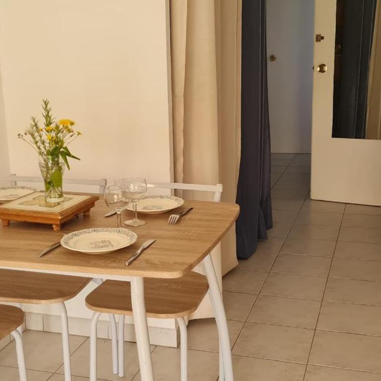 Apartment with terrace & pool - Apartment - 8