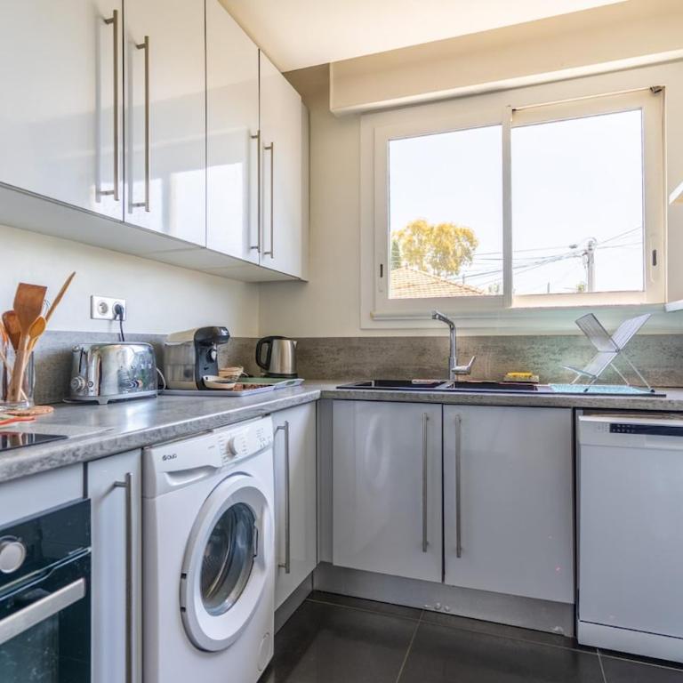 Charmant T3 Lumineux Proche Centre et Plages - Appartement 2 Chambres - 27